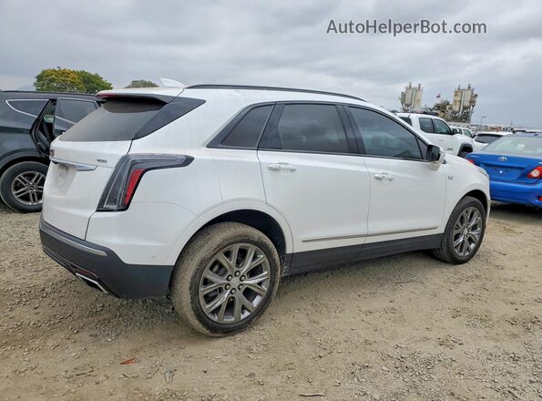 1GYKNGRSXMZ224010 2021 CADILLAC XT5 White Задня права чверть