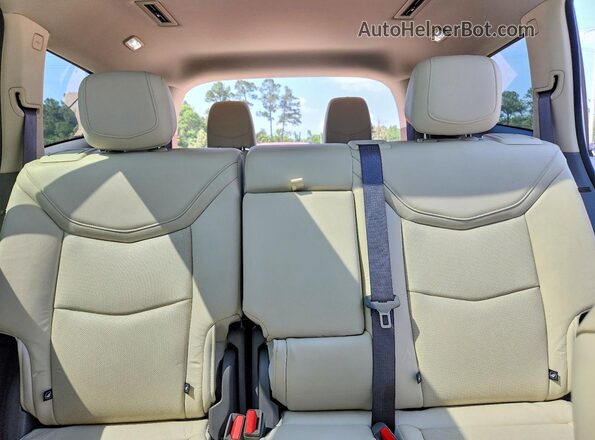 1GYKPCRS1LZ115310 2020 CADILLAC XT6 Silver Հետևի նստատեղերի տեսք