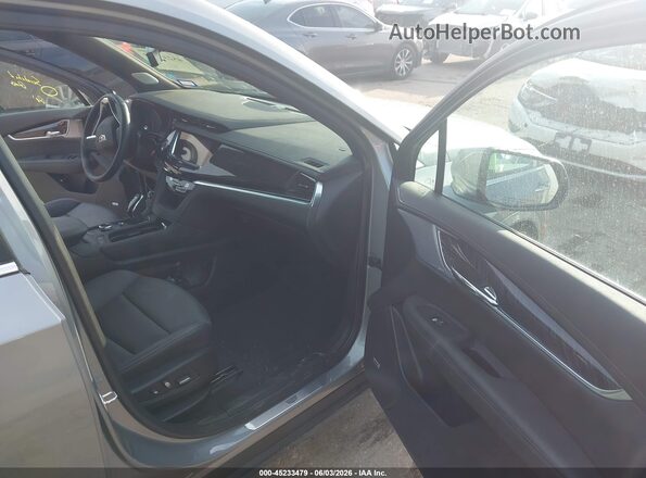 1GYKPCRS5SZ155775 2025 CADILLAC XT6 Gray Vista interior delantera