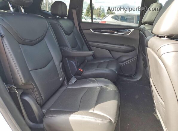 1GYKPCRS6LZ135889 2020 CADILLAC XT6 White Вид задньої частини салону