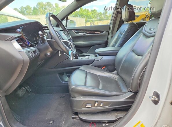 1GYKPCRS7LZ146724 2020 CADILLAC XT6 White Vista interior delantera