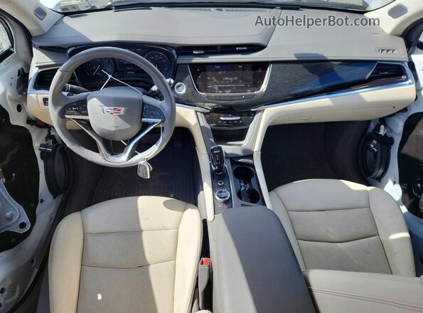 1GYKPDRS5PZ211646 2023 CADILLAC XT6 White Вид панелі приладів