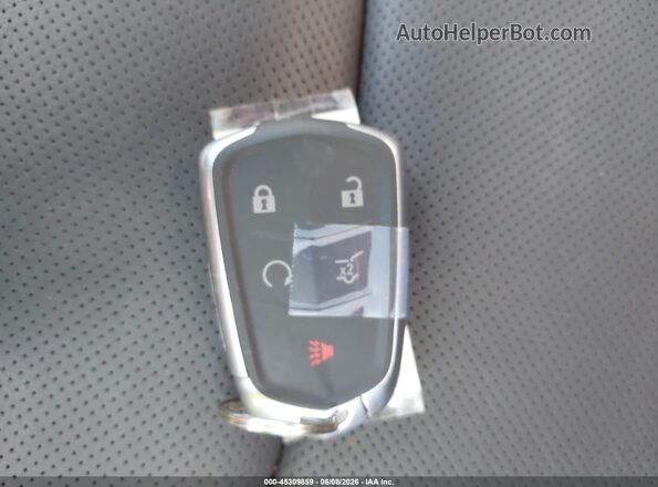 1GYKPDRS8SZ140077 2025 CADILLAC XT6 Черный Вид панели приборов