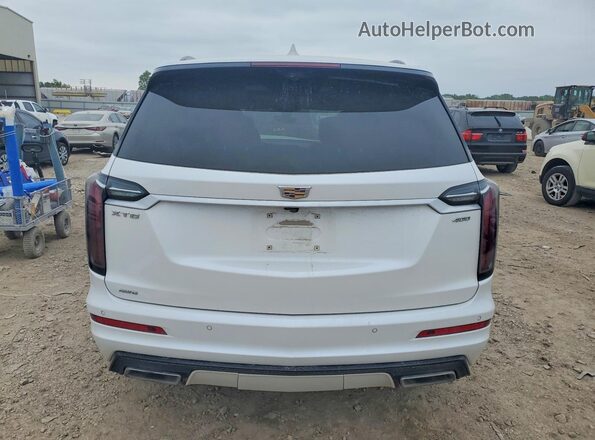 1GYKPHRS9PZ129779 2023 CADILLAC XT6 White Widok z tyłu