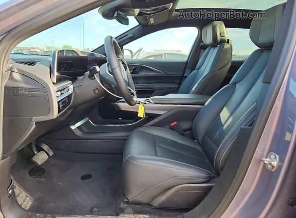 1GYKPPRK3RZ137034 2024 CADILLAC OTHER Gray წინა სალონის ხედი