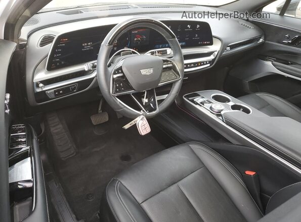 1GYKPRRK2RZ105106 2024 CADILLAC OTHER White Առջևի վահանակի տեսք