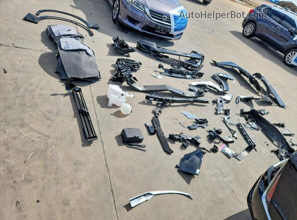 1GYKPRRK8TZ300103 2026 CADILLAC OTHER Black Շարժիչի բաժամունքի տեսք