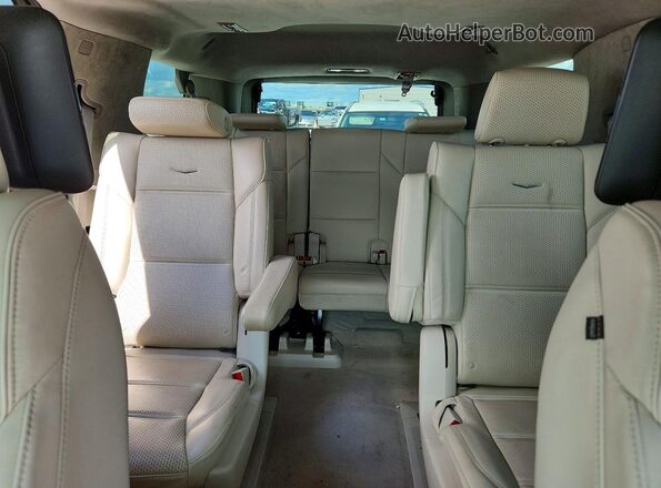 1GYS3GKL7PR343551 2023 CADILLAC ESCALADE Gray Հետևի նստատեղերի տեսք