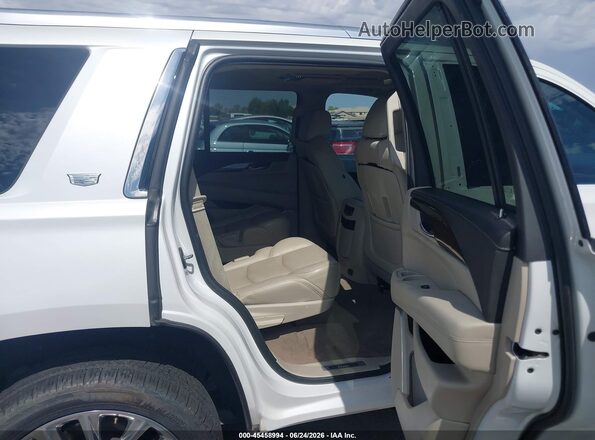 1GYS4BKJ3JR370381 2018 CADILLAC ESCALADE White VIN კოდის სტიკერის ხედი