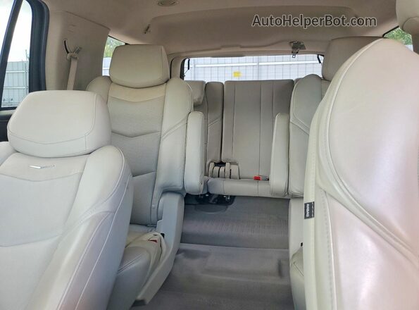 1GYS4BKJ8LR217949 2020 CADILLAC ESCALADE White Widok tylnych siedzeń