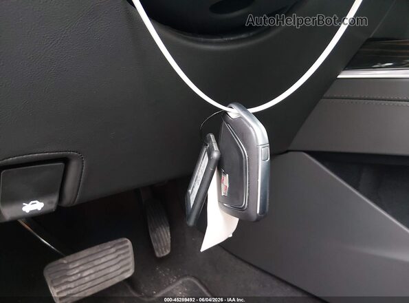 1GYS9BKL2TR312980 2026 CADILLAC ESCALADE White Widok deski rozdzielczej