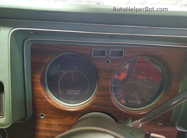 1H57U7B579077 1977 CHEVROLET MONTE CARLO Orange ხელსაწყოთა პანელის ხედი