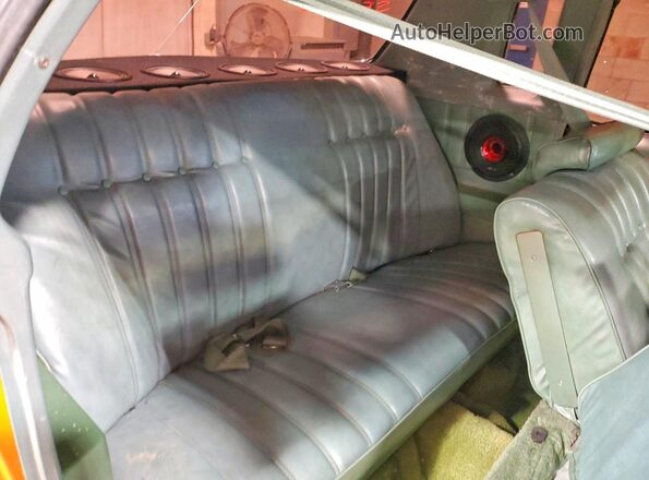 1H57U7B579077 1977 CHEVROLET MONTE CARLO Orange უკანა სავარძლების ხედი