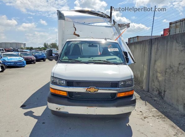 1HA3GSC73SN014876 2025 CHEVROLET EXPRESS White Front view