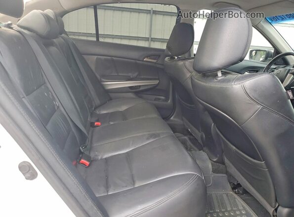 1HGCP3679AA900021 2020 HONDA ACCORD White Widok tylnych siedzeń