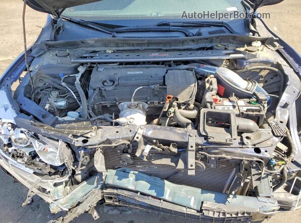 1HGCR2F10HA073911 2017 HONDA ACCORD Blue Rear interior view