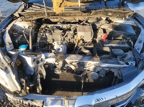 1HGCR2F11HA097473 2017 HONDA ACCORD Silver Rear interior view