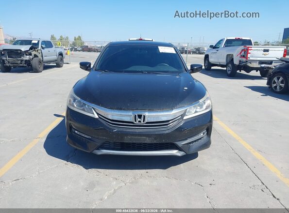 1HGCR2F15HA178153 2017 HONDA ACCORD Black Vista interior trasera