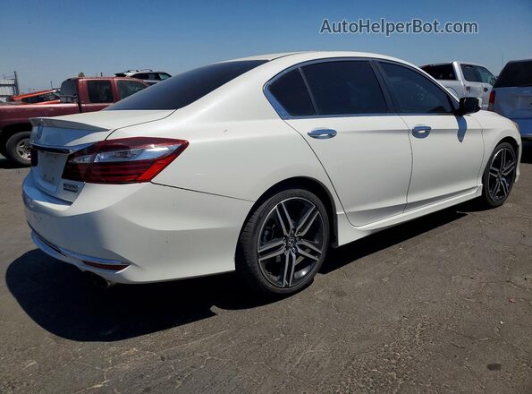 1HGCR2F17HA300236 2017 HONDA ACCORD Белый 