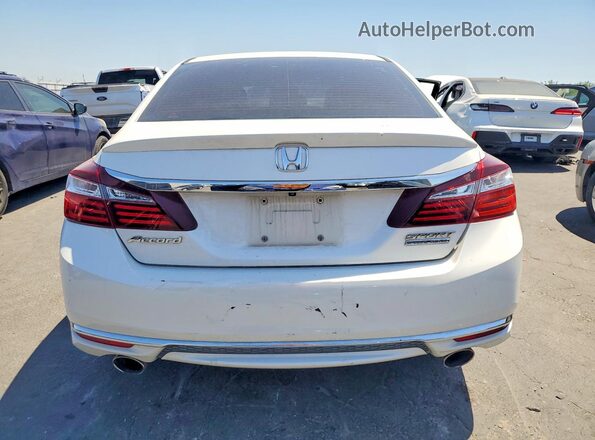 1HGCR2F17HA300236 2017 HONDA ACCORD Белый 
