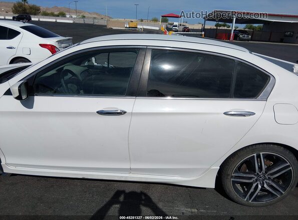 1HGCR2F18HA007526 2017 HONDA ACCORD White 