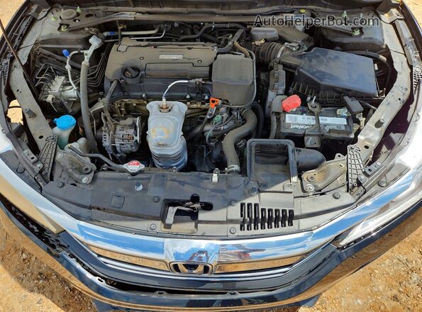 1HGCR2F1XHA069784 2017 HONDA ACCORD Black Rear interior view