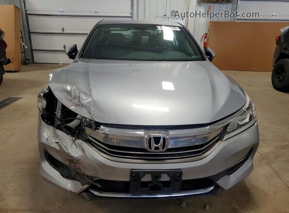 1HGCR2F1XHA078954 2017 HONDA ACCORD Silver 