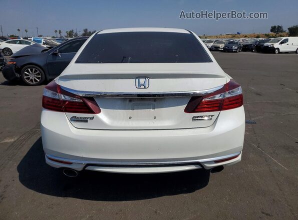 1HGCR2F1XHA098167 2017 HONDA ACCORD White უკანა ხედი