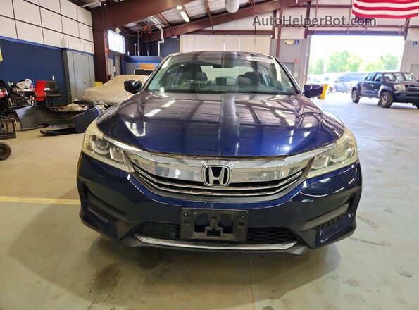 1HGCR2F30HA066765 2017 HONDA ACCORD Blue Widok z przodu