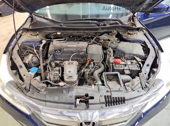 1HGCR2F30HA066765 2017 HONDA ACCORD Blue Widok wnętrza z tyłu