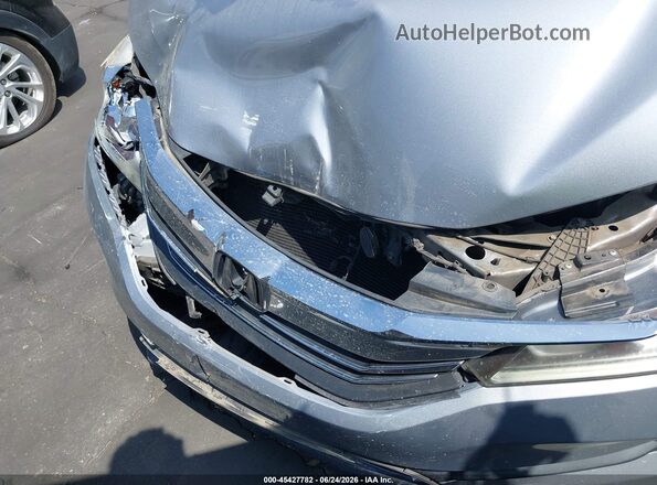1HGCR2F30HA130903 2017 HONDA ACCORD Silver წინა ხედი