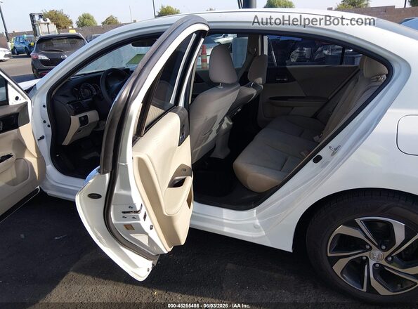 1HGCR2F31HA174540 2017 HONDA ACCORD White 