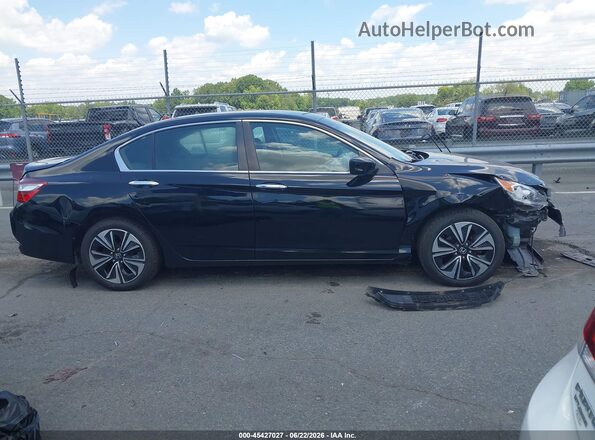 1HGCR2F31HA181939 2017 HONDA ACCORD Black Widok wnętrza z tyłu