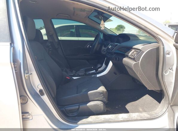 1HGCR2F31HA218665 2017 HONDA ACCORD Silver 