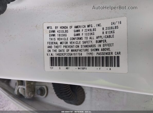 1HGCR2F32GA197758 2016 HONDA ACCORD White Engine compartment view