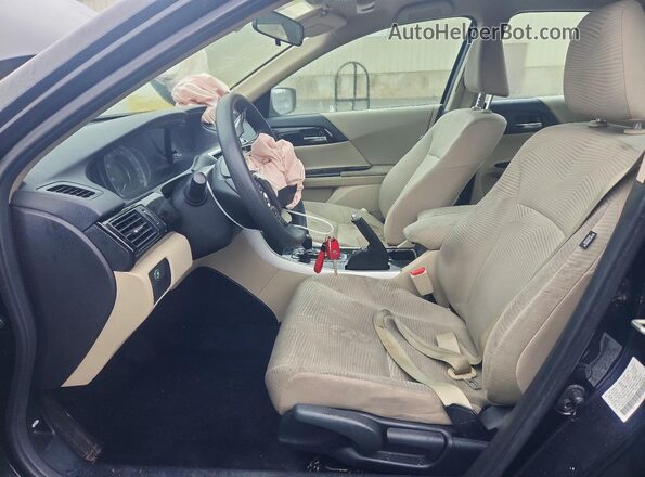 1HGCR2F34HA065084 2017 HONDA ACCORD Black Вид салону спереду