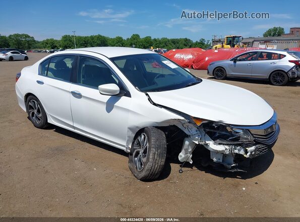 1HGCR2F35HA214375 2017 HONDA ACCORD White Դիմացի տեսք