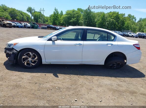 1HGCR2F35HA214375 2017 HONDA ACCORD White Սալոնի 360 աստիճան տեսք