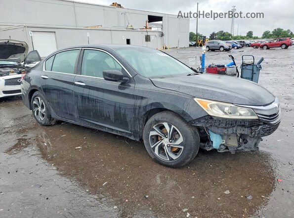 1HGCR2F35HA246002 2017 HONDA ACCORD Black Front right