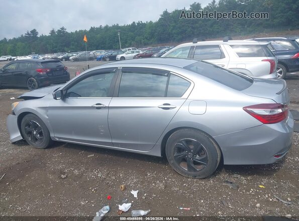 1HGCR2F37HA202583 2017 HONDA ACCORD Серебряный Вид задней части салона