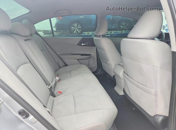 1HGCR2F37HA264016 2017 HONDA ACCORD Silver 