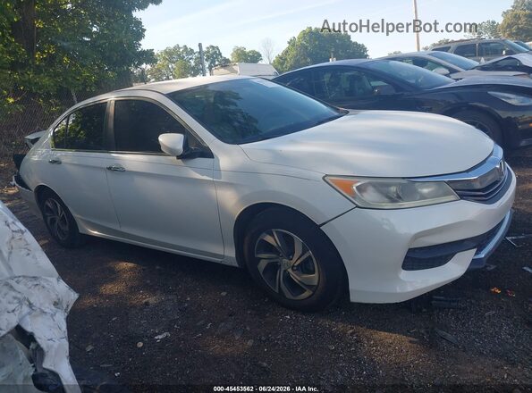 1HGCR2F38HA280970 2017 HONDA ACCORD White Սալոնի հետևի տեսք