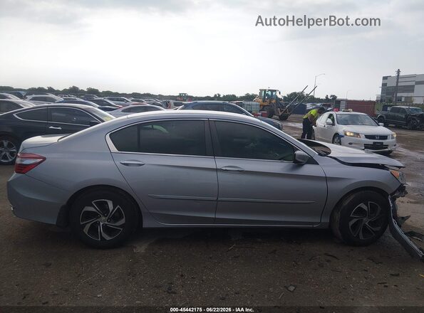1HGCR2F39GA220906 2016 HONDA ACCORD Silver Rear interior view