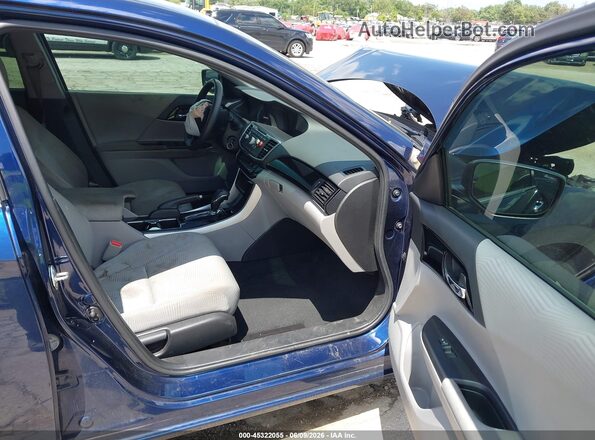 1HGCR2F3XHA308736 2017 HONDA ACCORD Blue Vista interior delantera