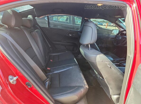 1HGCR2F50HA299305 2017 HONDA ACCORD Red Widok tylnych siedzeń