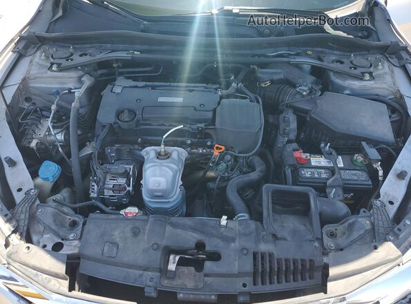1HGCR2F51HA273795 2017 HONDA ACCORD Silver Սալոնի հետևի տեսք