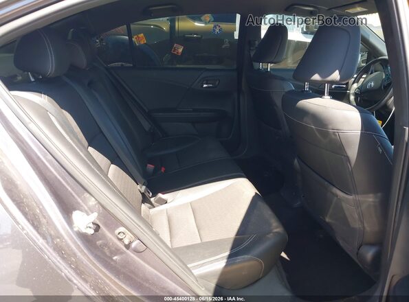 1HGCR2F56HA026093 2017 HONDA ACCORD Gray VIN կոդի պիտակի տեսք