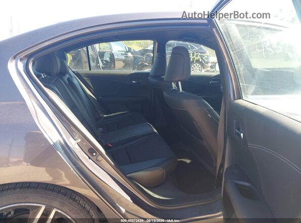 1HGCR2F57HA023722 2017 HONDA ACCORD Gray VIN կոդի պիտակի տեսք