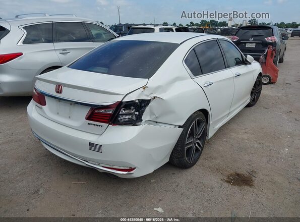 1HGCR2F57HA121696 2017 HONDA ACCORD Белый Задняя правая четверть