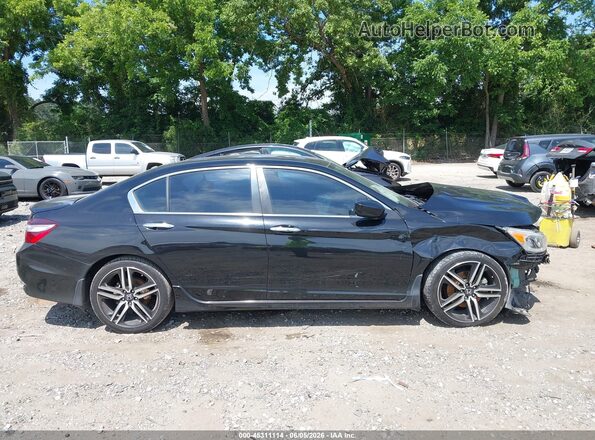 1HGCR2F57HA216792 2017 HONDA ACCORD Black Widok wnętrza z tyłu